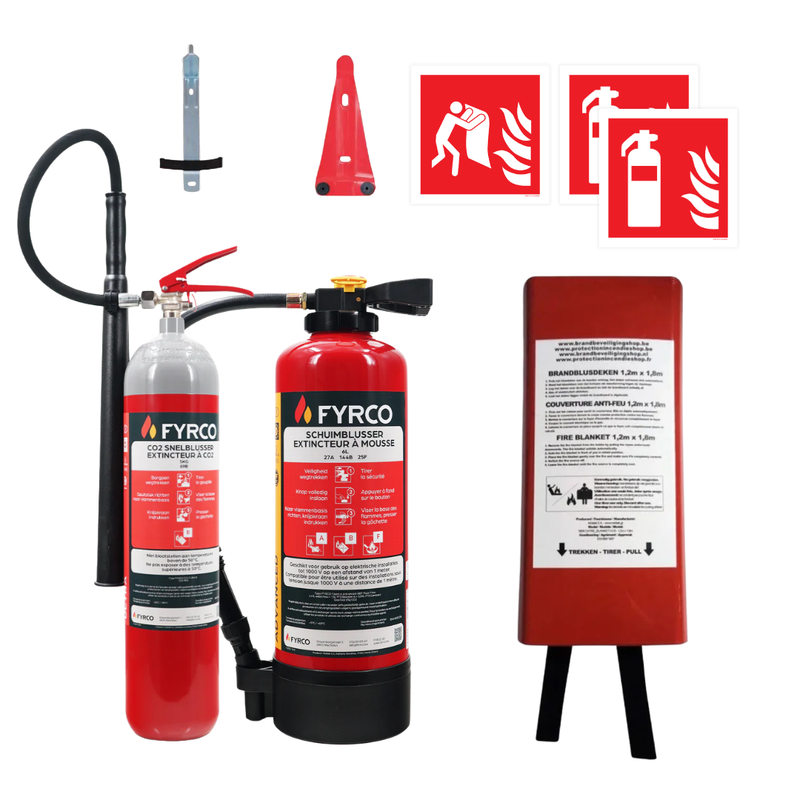 basispakket met een schuimbrandblusser en CO2-brandblusser en accessoires voor horecazaken